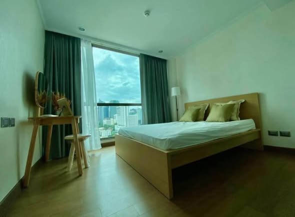 bedroom of Supalai Oriental Sukhumvit 39