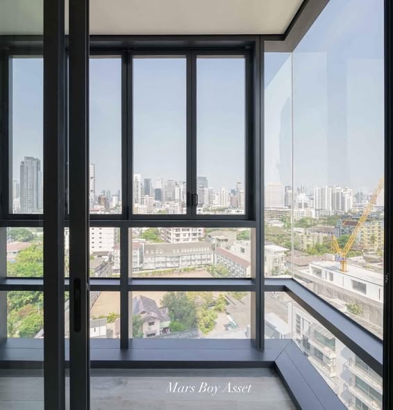 room interior of The Bangkok Thonglor