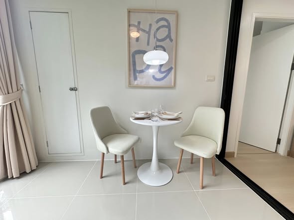 room interior of THE BASE Chaengwattana