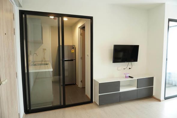 bedroom and room interior of The Excel Groove