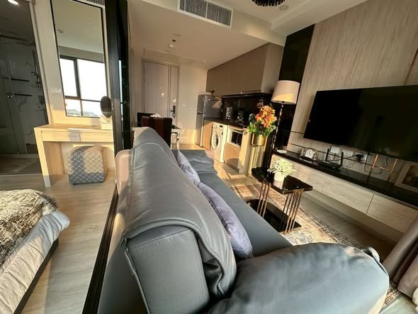 living room and bedroom of The Panora Pattaya (Condominium)