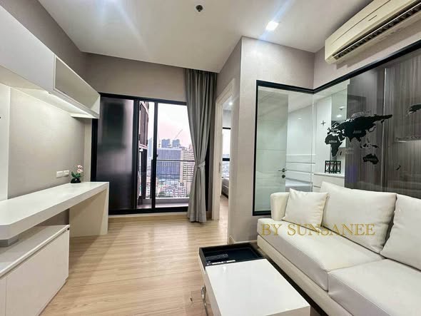 bedroom and living room of Urbano Absolute Sathon-Taksin