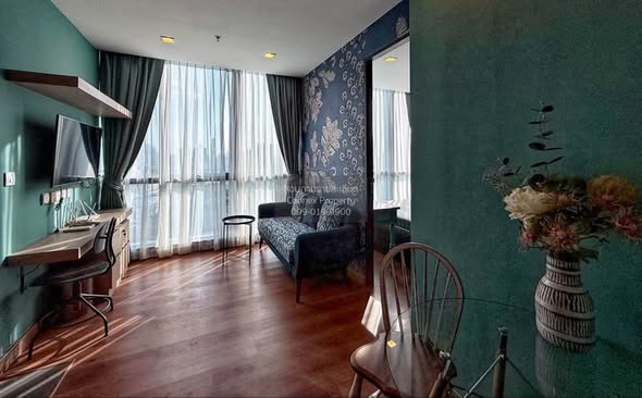 living room and bedroom of WISH Signature Midtown Siam (วิช ซิกเนเจอร์ มิดทาวน์ สยาม)