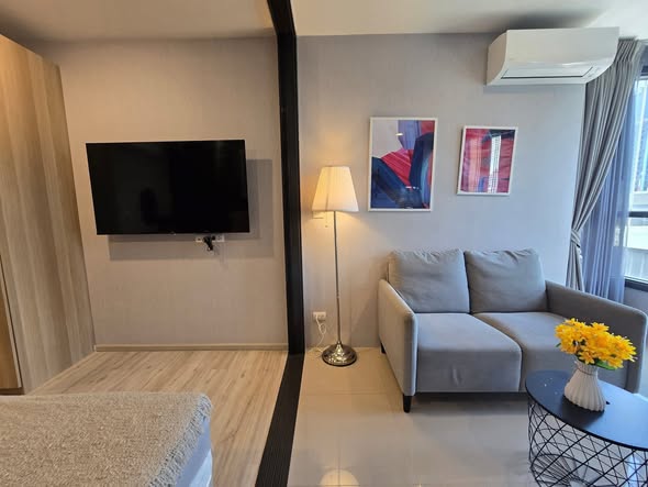 bedroom and living room of XT HUAIKHWANG