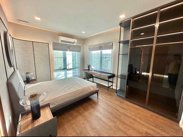 bedroom and room interior of มัณฑนา บางนา กม.15 | MANTANA Bangna km. 15