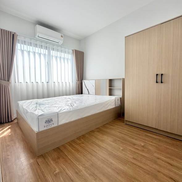 bedroom and room interior of พลีโน่ สุขุมวิท-บางนา 3 Pleno Sukhumvit-Bangna 3