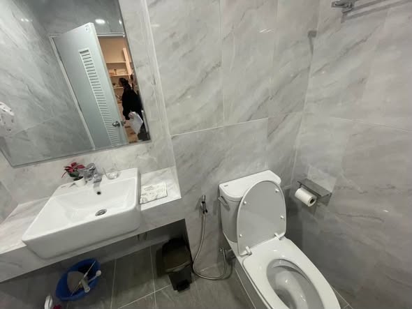 A Space ID Asok-Ratchada