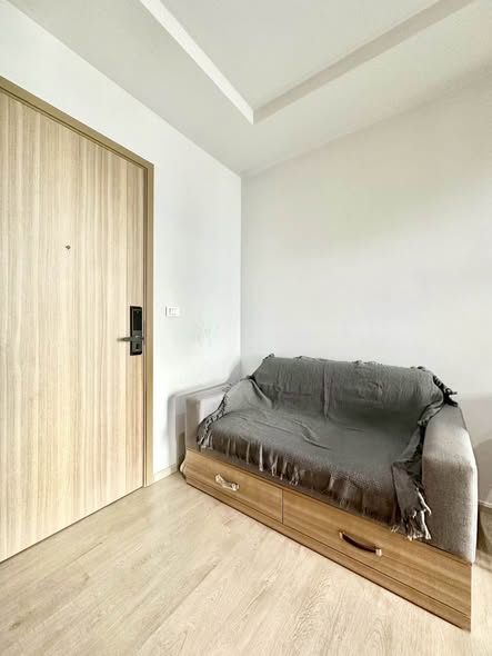 bedroom and room interior of Altitude Unicorn Sathorn