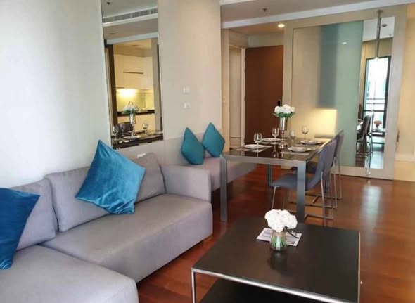 living room of Bright Sukhumvit 24
