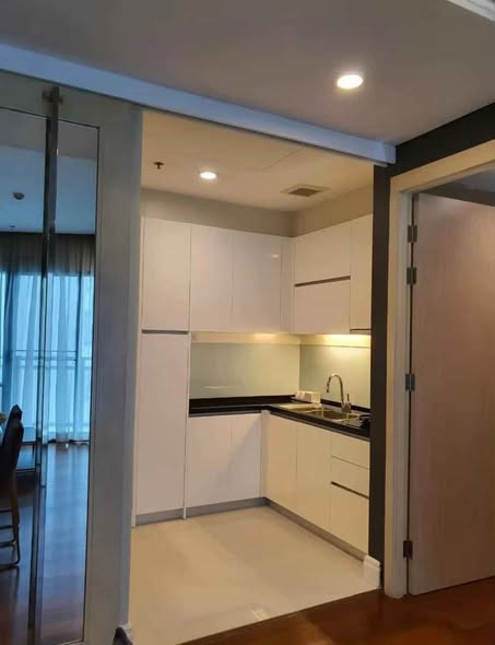 room interior and kitchen of Bright Sukhumvit 24