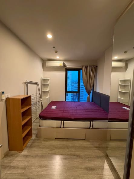 bedroom of Centric Ari Station