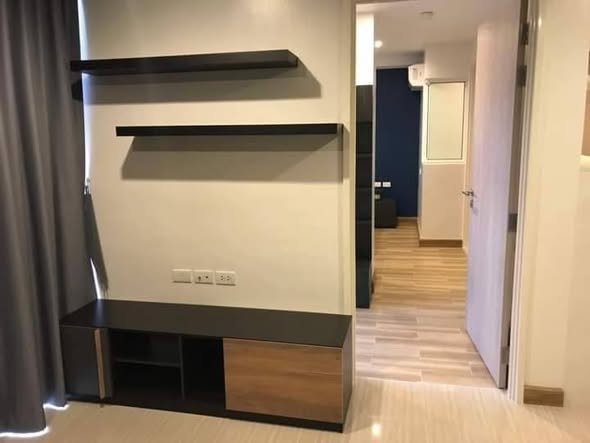 bedroom of Downtown49