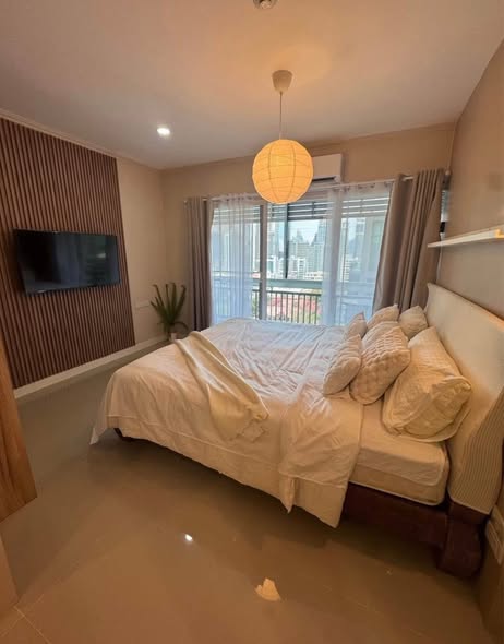 bedroom of Grand Park View Asok