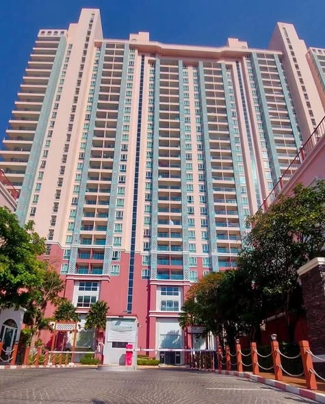 Grande Caribbean Condo