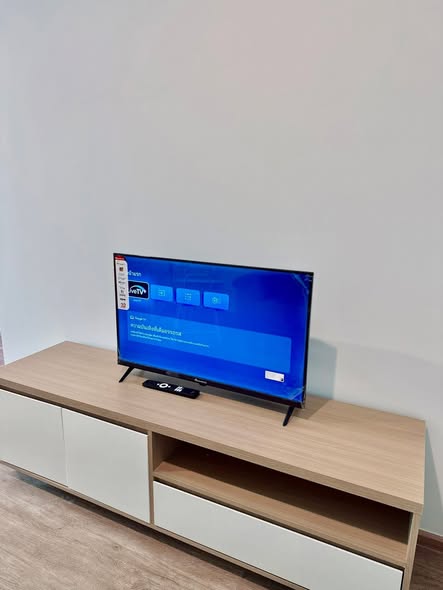 room interior of HI Kaset-Sena Nikhom Station by AOS