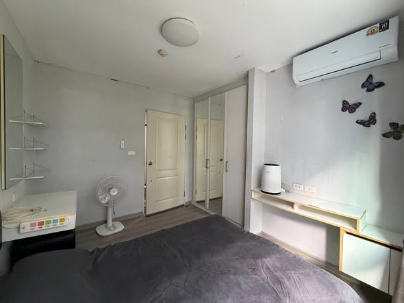 bedroom of iCondo Sukhumvit 103