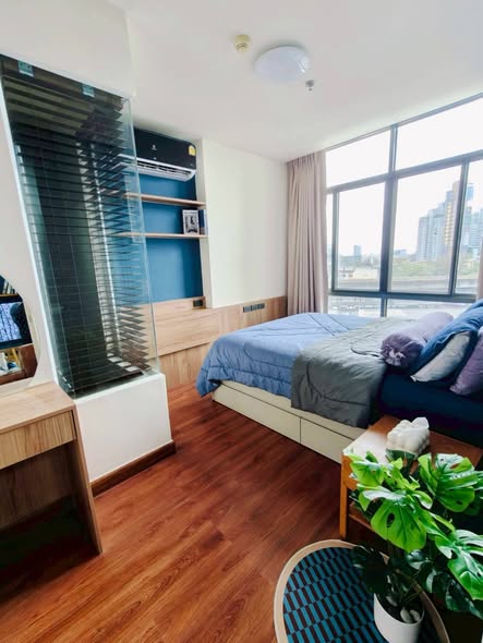 bedroom of Ideo Blucove Sathorn