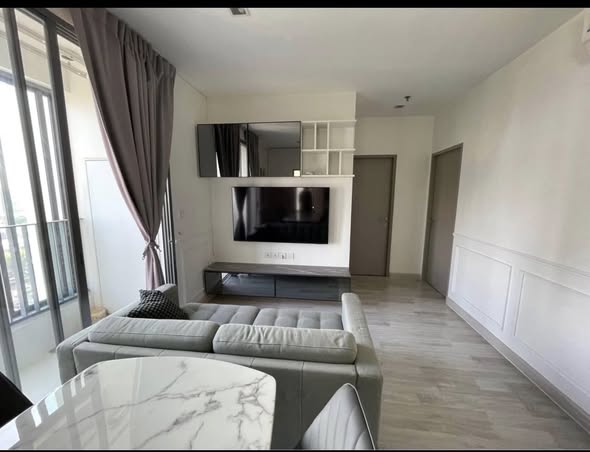 living room of Ideo Mobi Sukhumvit 81