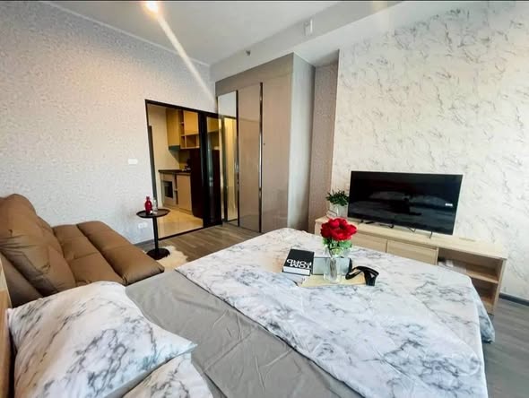 living room and bedroom of Ideo Ramkamhaeng Lamsali Station