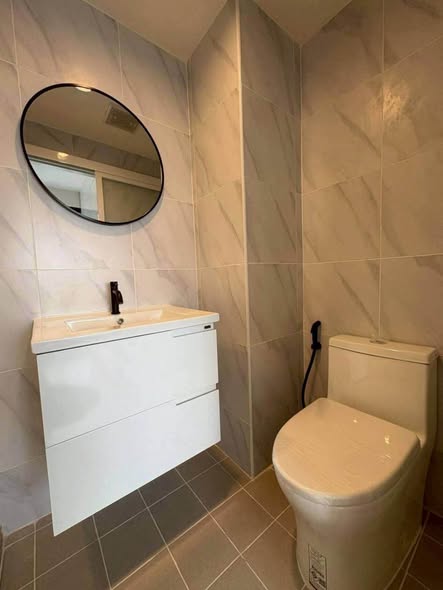 bathroom of Ideo Sathon-Tha Phra