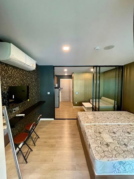 bedroom and room interior of Kave Town Shift