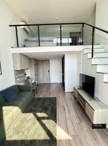 living room and room interior of Knightsbridge Kaset Society