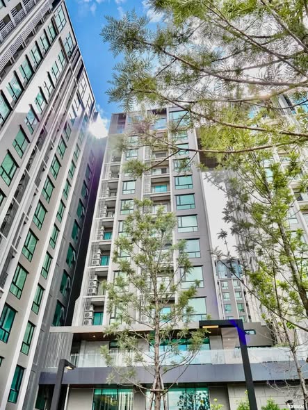 KnightsBridge Phaholyothin Interchange