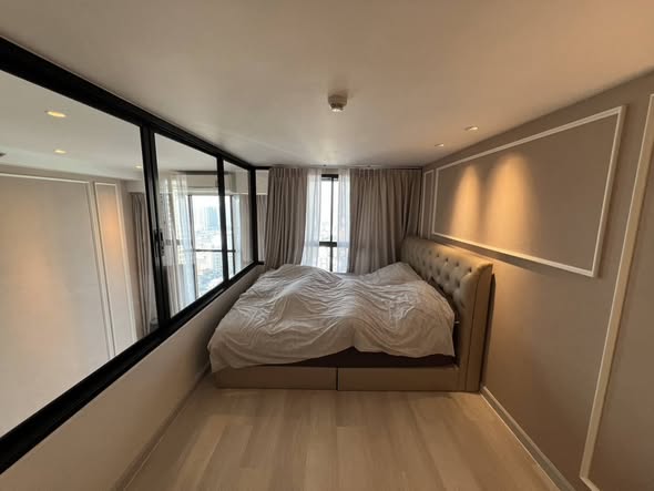 bedroom of KnightsBridge Prime Sathon