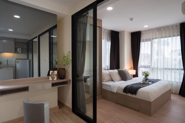 bedroom and room interior of KnightsBridge Sky City