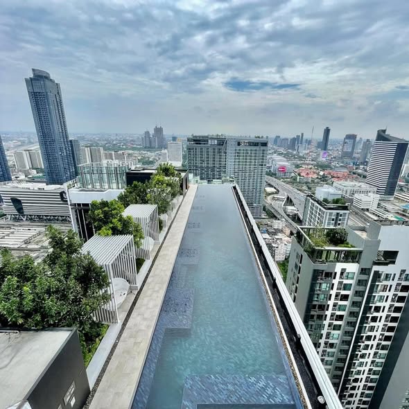 Life Asoke – Rama 9