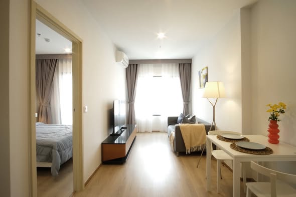 bedroom of Life Rama 4 – Asoke