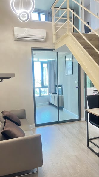 room interior of Metro Sky Prachachuen