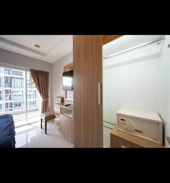 bedroom and room interior of New Nordic Club 3