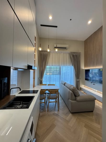 kitchen of Noble Revolve Ratchada 1