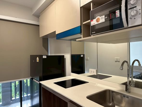 Nue Cross Khu Khot Station (นิว ครอส คูคต สเตชัน)