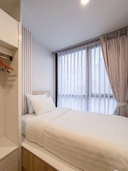 bedroom and bathroom of Oka Haus