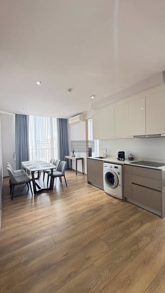 Park Origin Phrom Phong