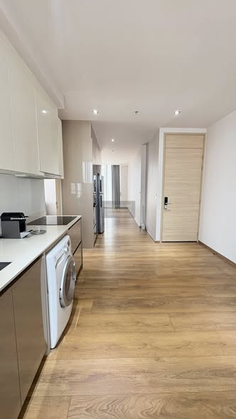 Park Origin Phrom Phong