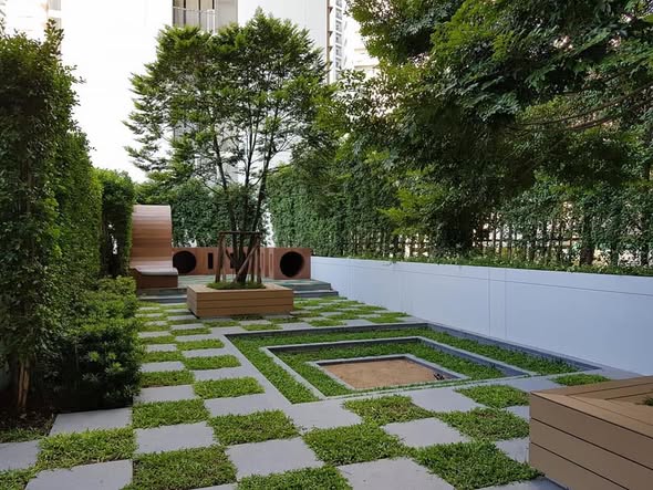 Park Origin Phrom Phong