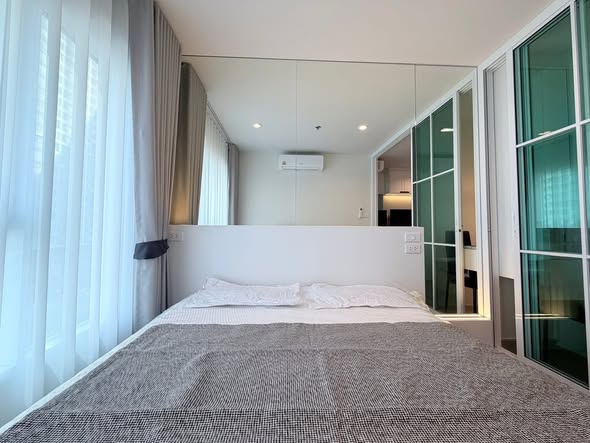 bedroom and room interior of Regent Home Bangna (รีเจ้นท์โฮม บางนา)