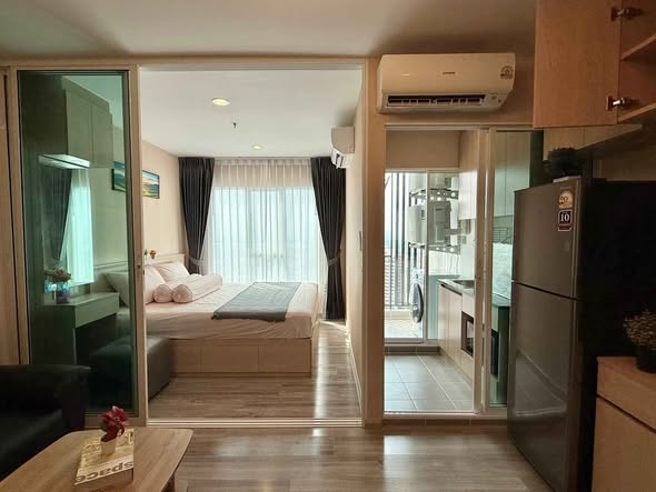 bedroom and room interior of Regent Home Bangna (รีเจ้นท์โฮม บางนา)