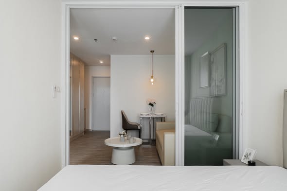 bedroom and room interior of Regent Home Bangna (รีเจ้นท์โฮม บางนา)