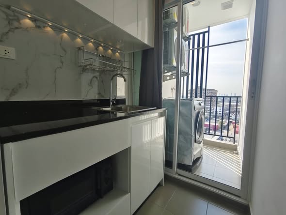 kitchen of Regent Home Bangna (รีเจ้นท์โฮม บางนา)