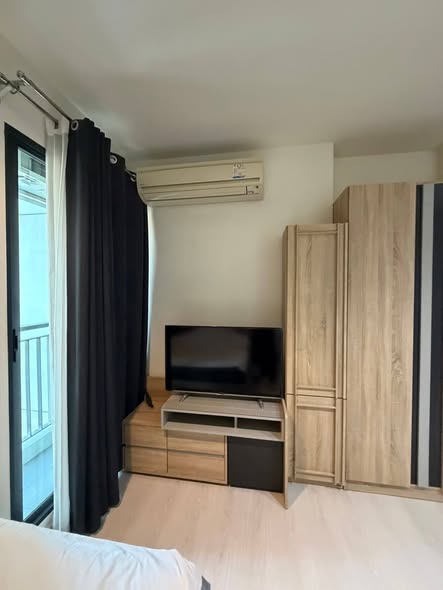 bedroom and room interior of Rhythm Asoke