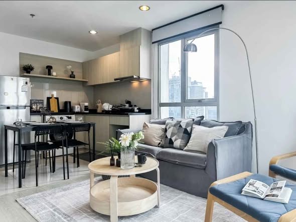 living room of Rhythm Sathon-Naradhiwas