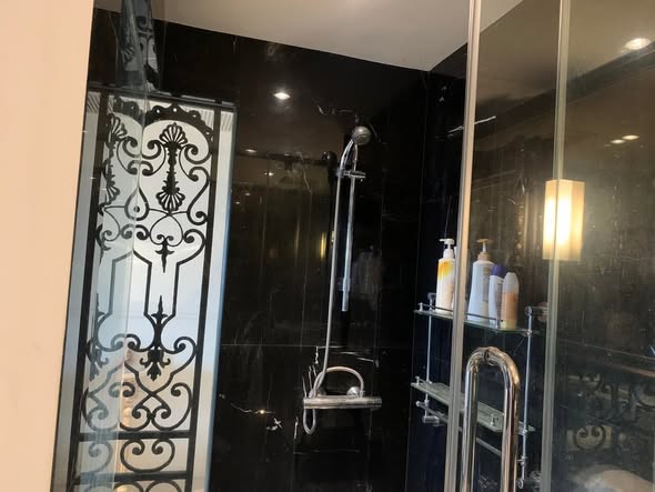 room interior and bathroom of Sathorn Bridge Tower