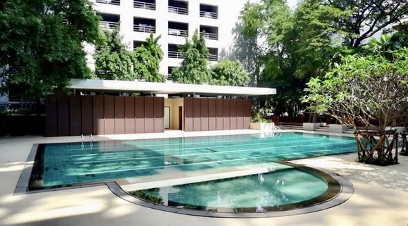 pool of Sathorn Park Place Condominium