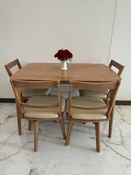 room interior of Supalai Elite Surawong