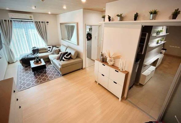 bedroom and living room of Supalai Veranda Rama 9