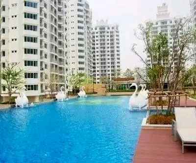 pool of Supalai Wellington